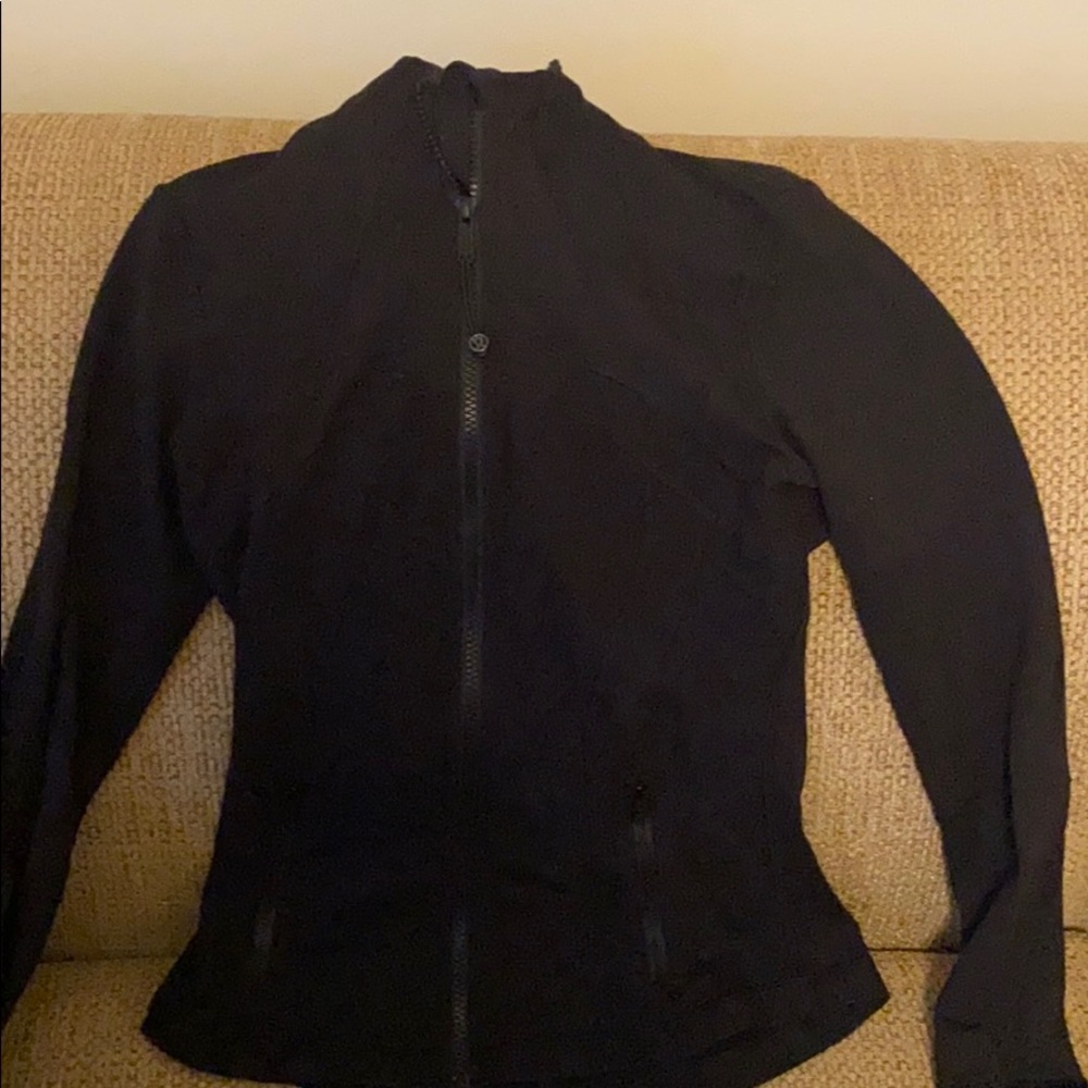 Lululemon define jacket size 4